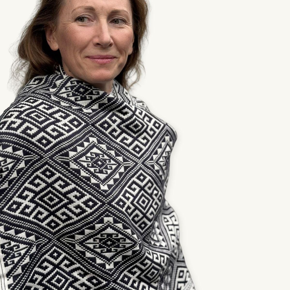 Khit Cotton Scarf · Black & White · 80 × 200 cm