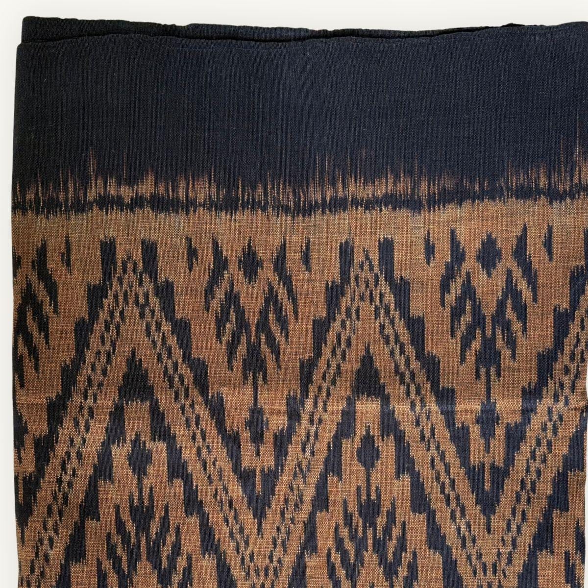 Ikat Cotton Scarf · Brown & Black · 200 × 150 cm