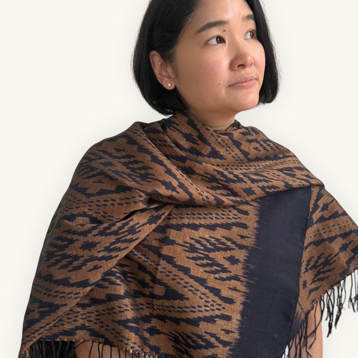 Ikat Cotton Scarf · Brown & Black · 200 × 150 cm