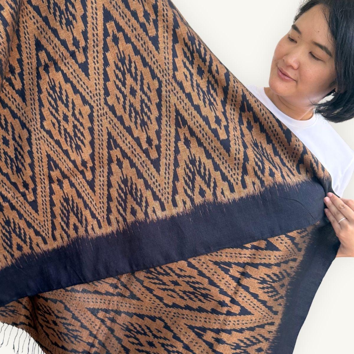 Ikat Cotton Scarf · Brown & Black · 200 × 150 cm