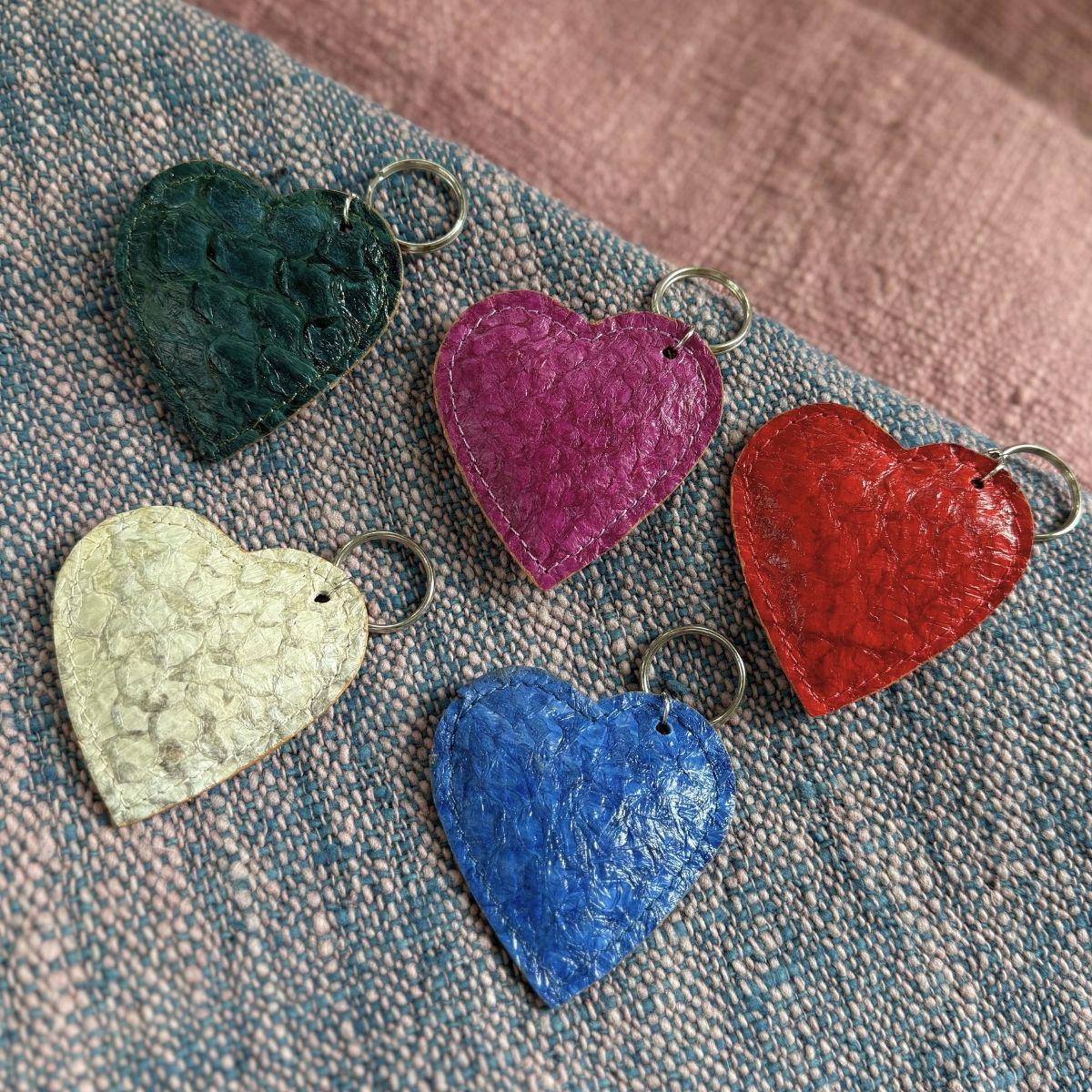 Fish Leather Keyring · Heart, Pink