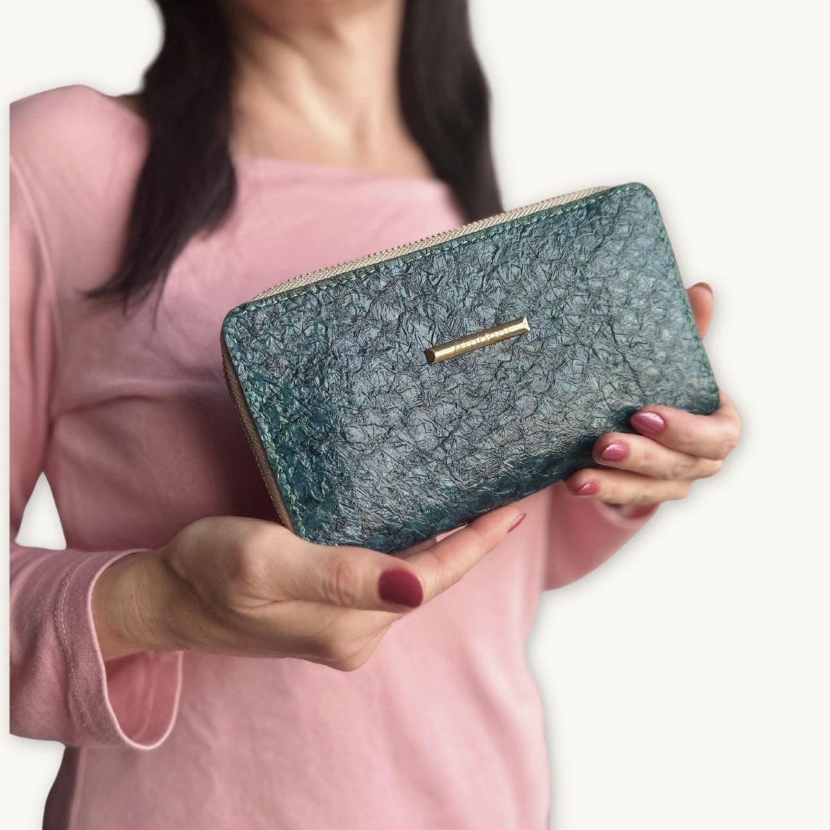 Fish Leather Wallet · Dark Turquoise · Beige Trim