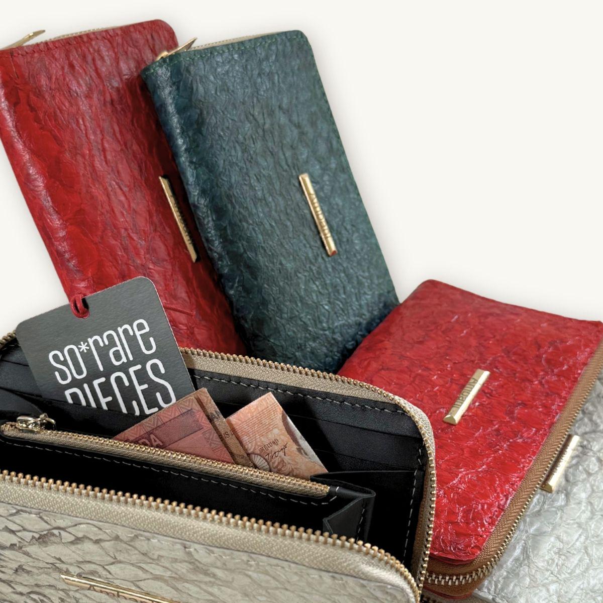 Fish Leather Wallet · Red · Beige Trim