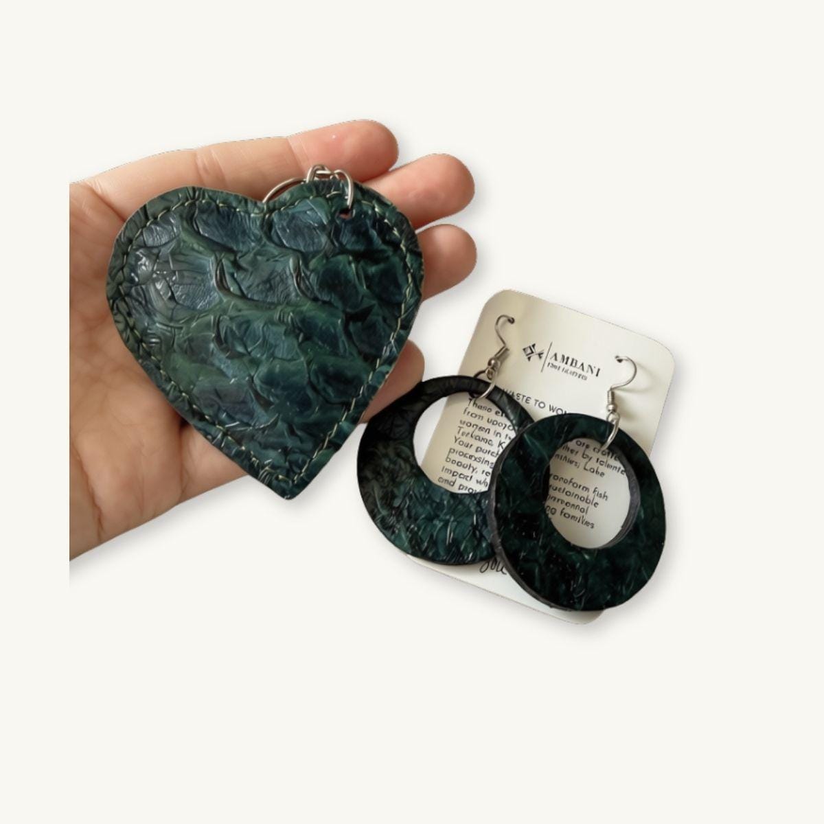 Fish Leather Jewelry Set · Keyring, Earrings