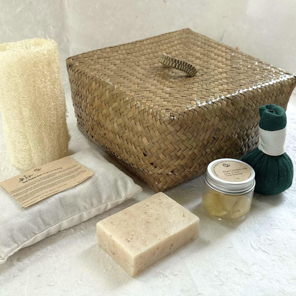 Thai Spa Ritual Gift Box · Soy Soap