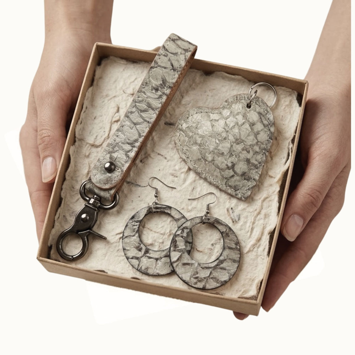 Fish Leather Jewelry Set · Key Fob, Earrings, Heart · natural white