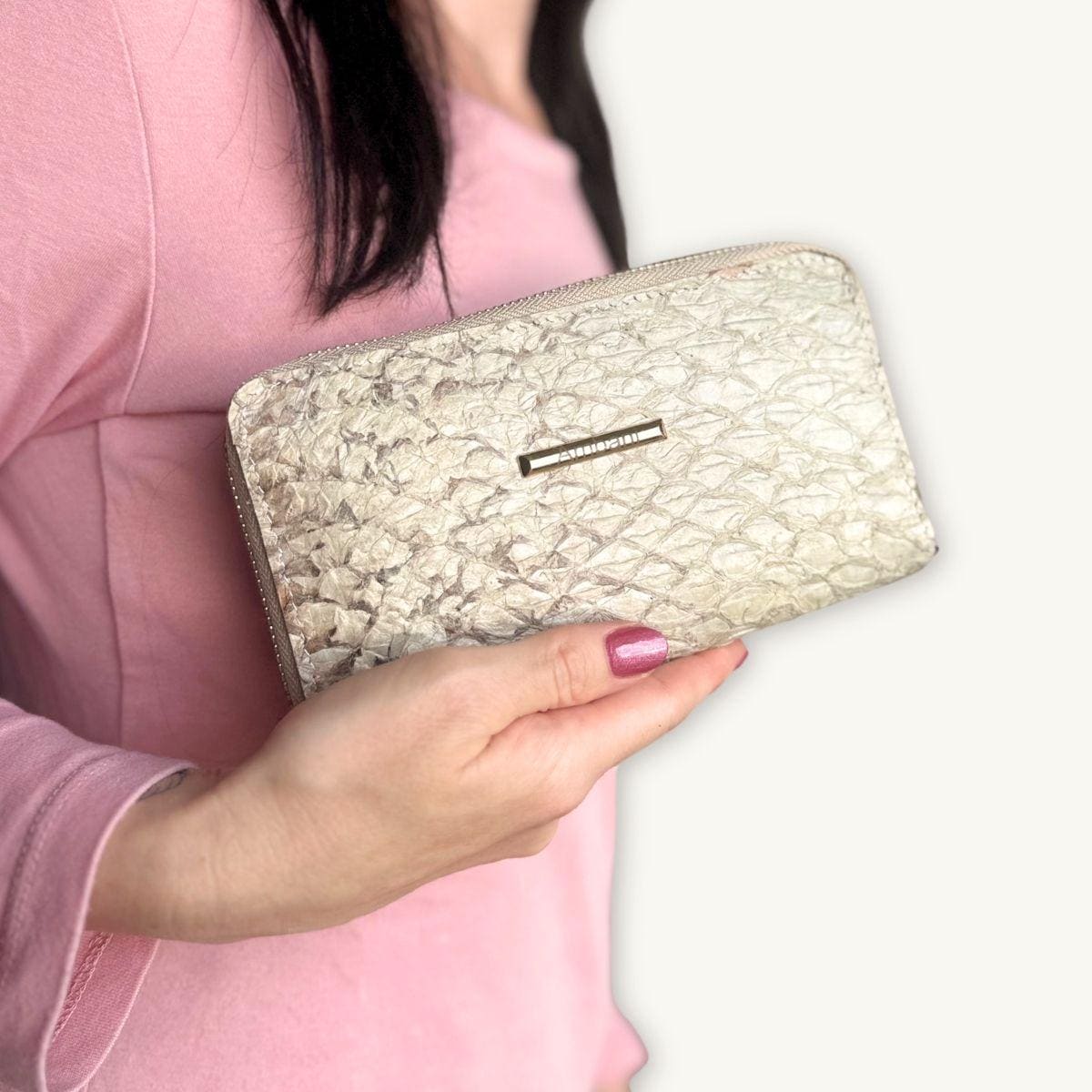 Fish Leather Wallet · Natural White