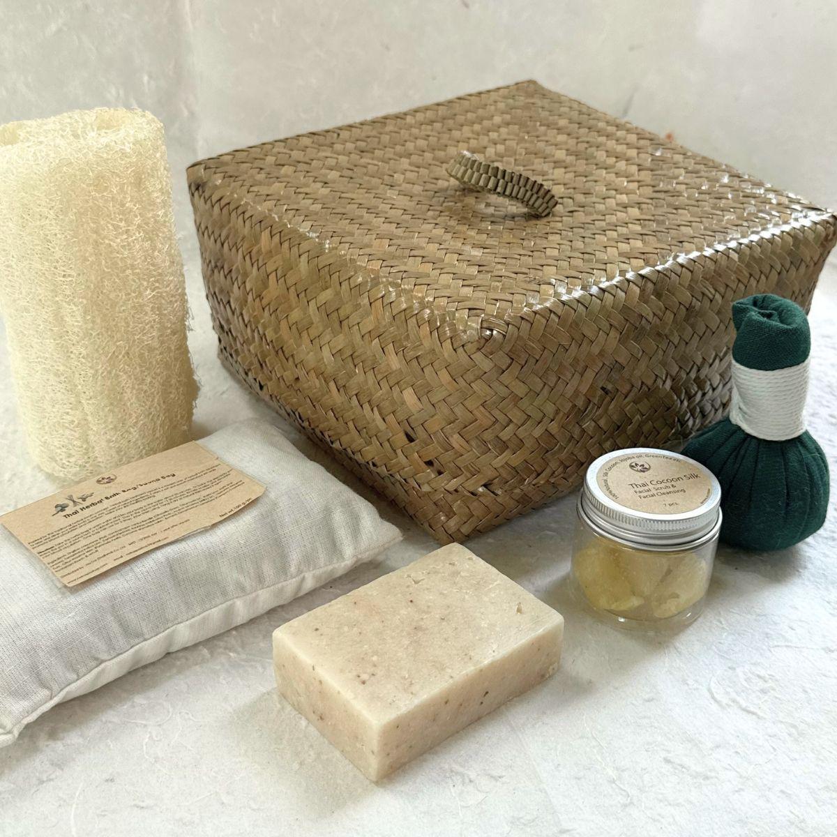Thai Spa Ritual Gift Box · Silk Soap