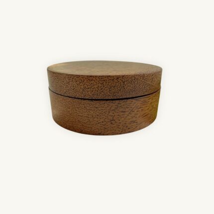 Round coconut wood box with lid handcrafted in a small village workshop on Koh Samui, Shop at SoRarePieces